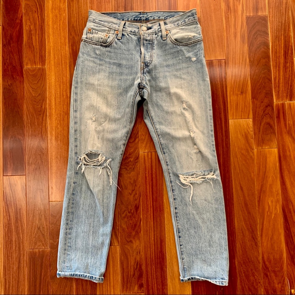 Levi’s 501 CT light wash jeans